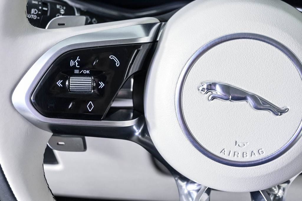 Used 2023 Jaguar F-PACE S AWD/4WD image 11