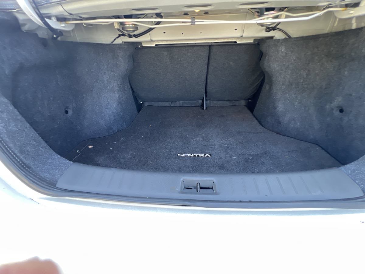Used 2017 Nissan Sentra S FWD image 16