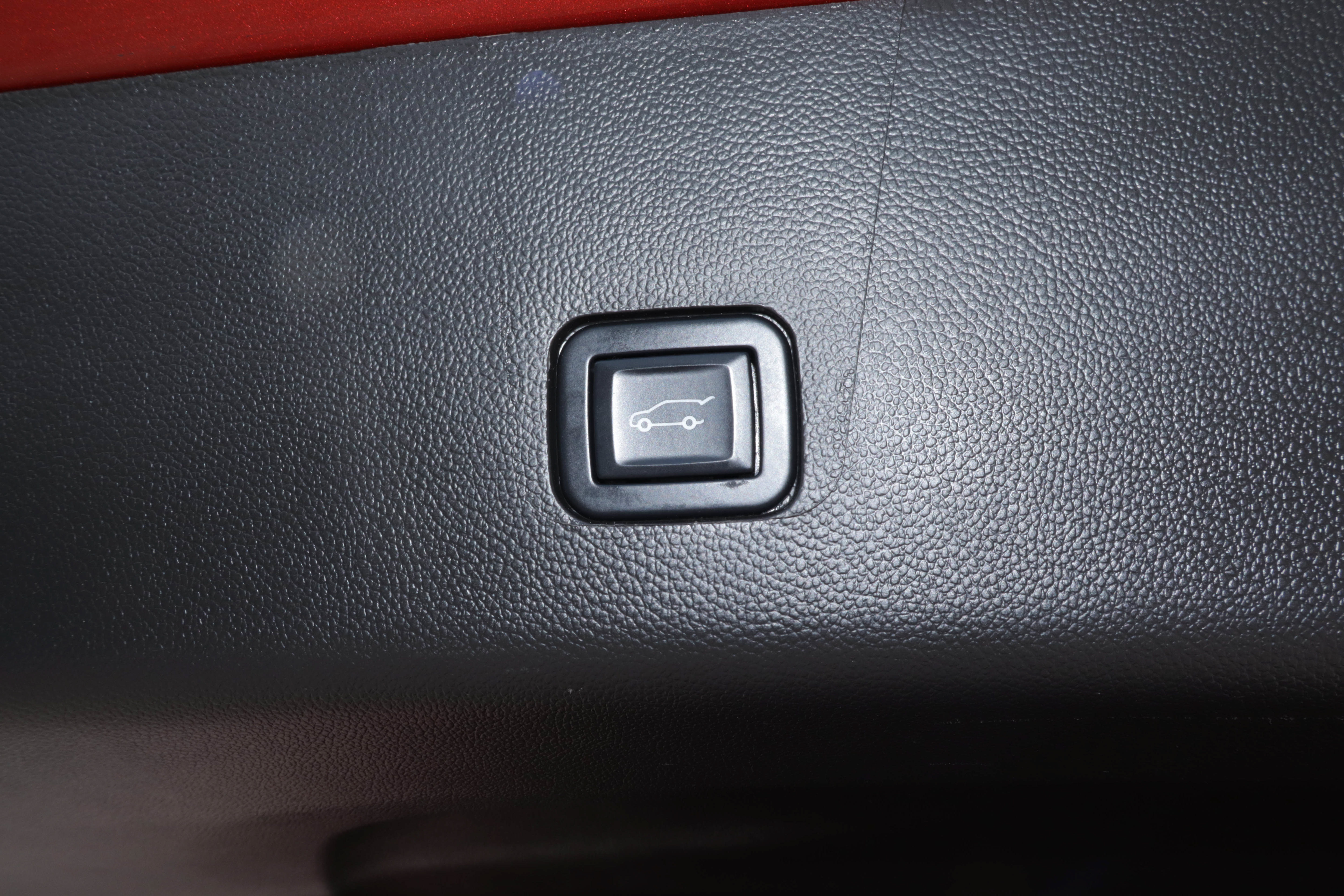 Used 2023 Chevrolet Traverse LT FWD image 20