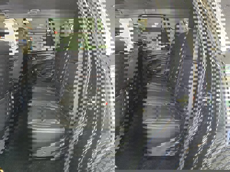 Used 2016 GMC Yukon SLT image 13