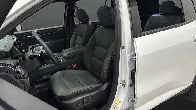 Used 2024 GMC Acadia AT4 image 9