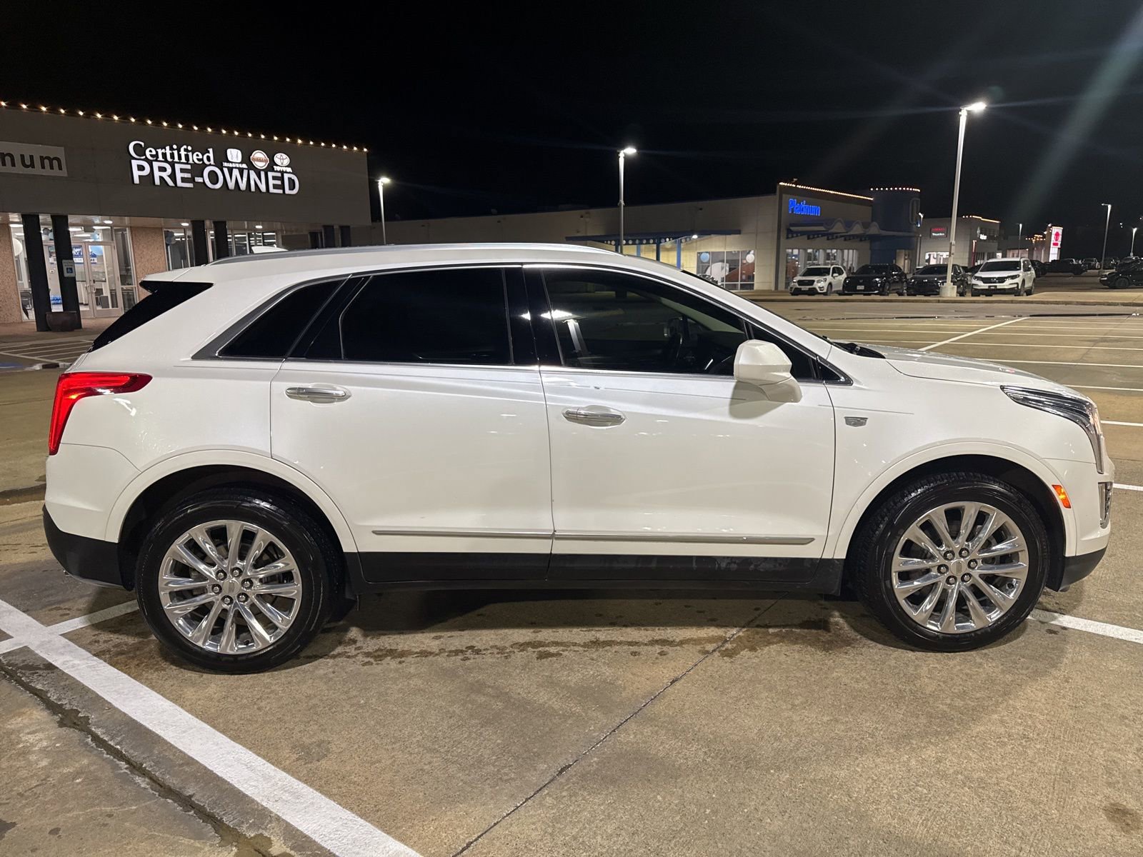 Used 2019 Cadillac XT5 Luxury image 8