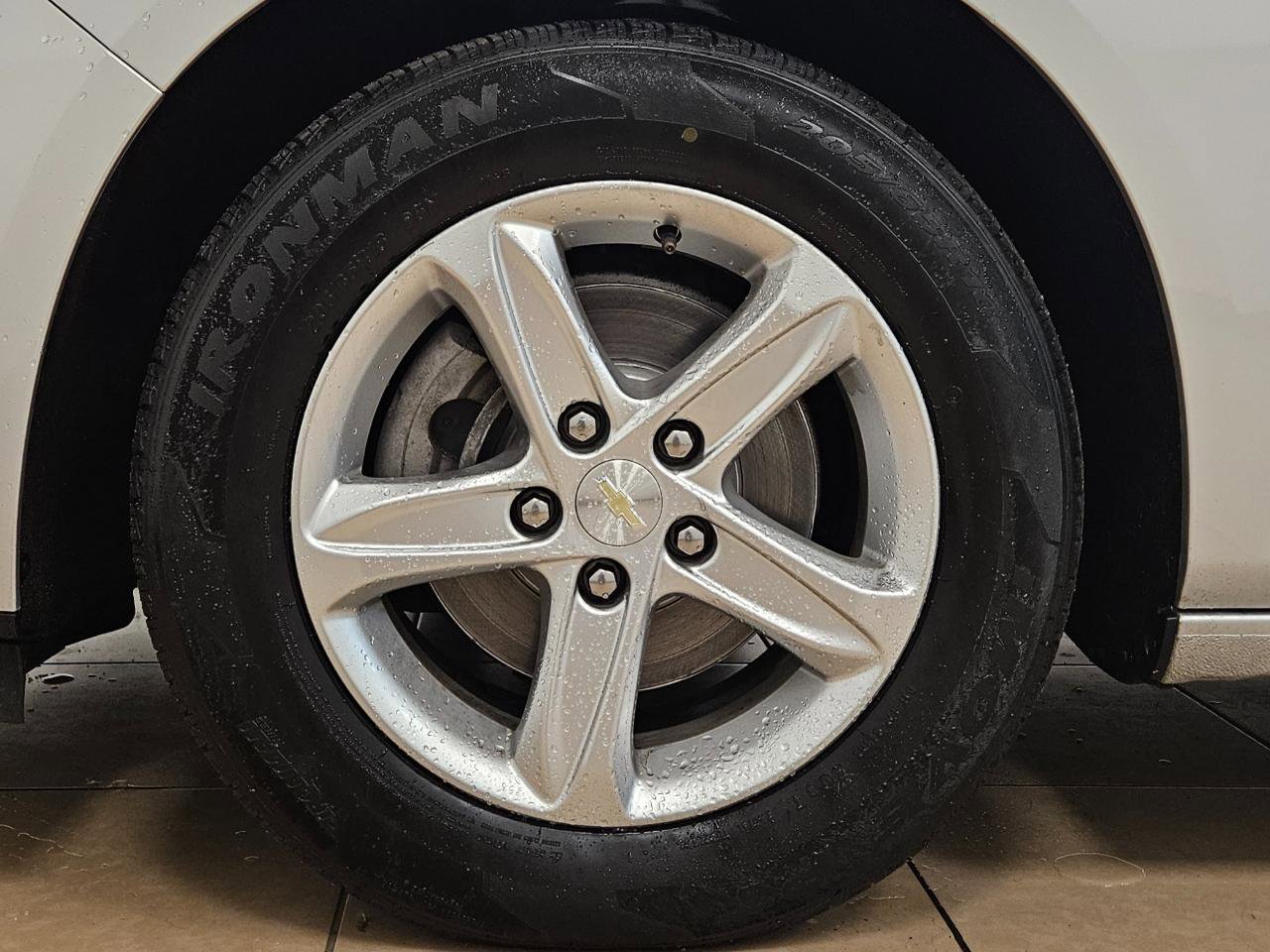 Used 2021 Chevrolet Malibu LS image 30