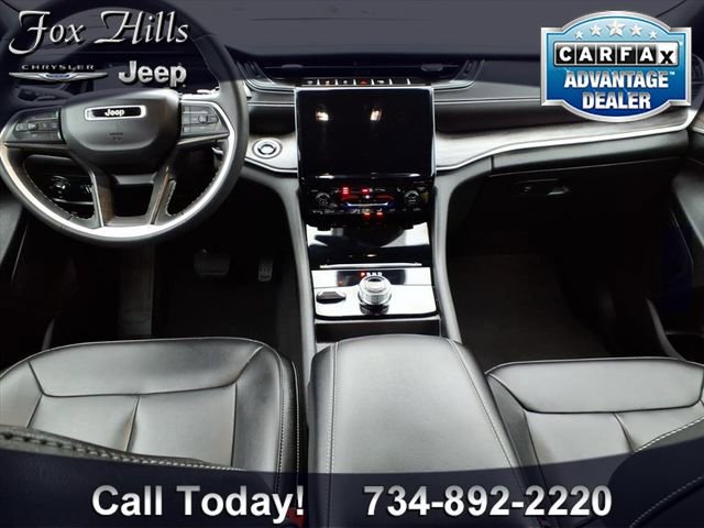 Certified 2024 Jeep Grand Cherokee Limited image 13