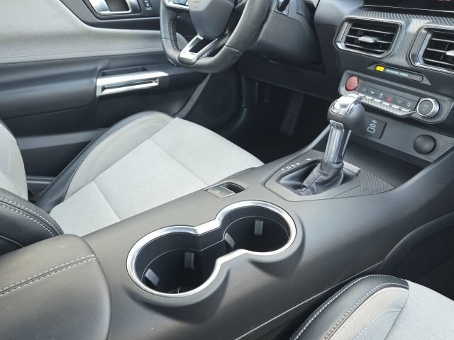 Used 2024 Ford Mustang Coupe RWD image 23