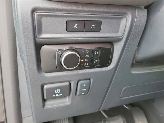 Used 2024 Ford Expedition Max XLT image 39