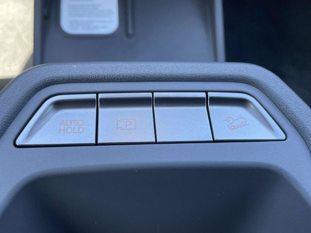 New 2027 Kia EV3 Wind FWD image 31