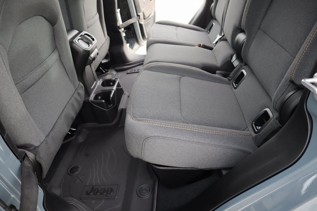 New 2026 Jeep Gladiator Sport image 11