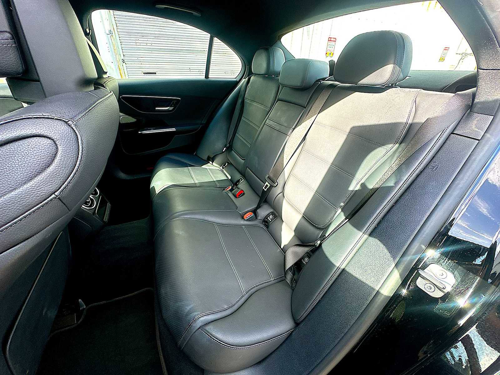 Used 2024 Mercedes-Benz C 300 4MATIC Sedan image 24