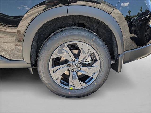 New 2026 Nissan Rogue SV FWD image 9