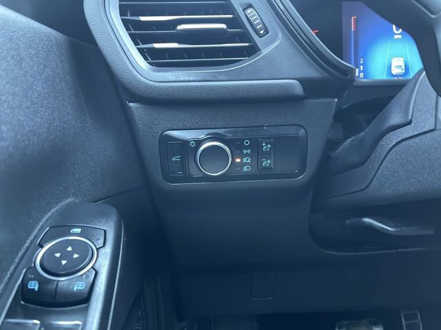 Used 2024 Ford Escape ST-Line image 18