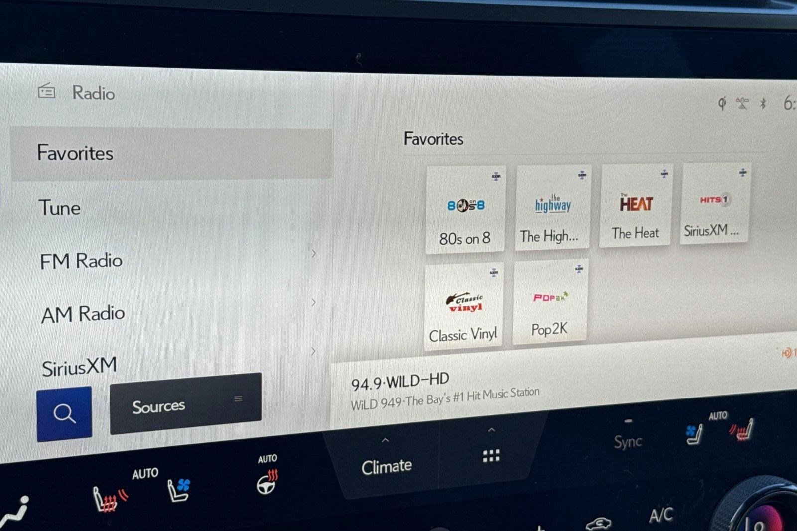 Used 2023 Lexus RZ 450e Premium w/ Technology Package image 22