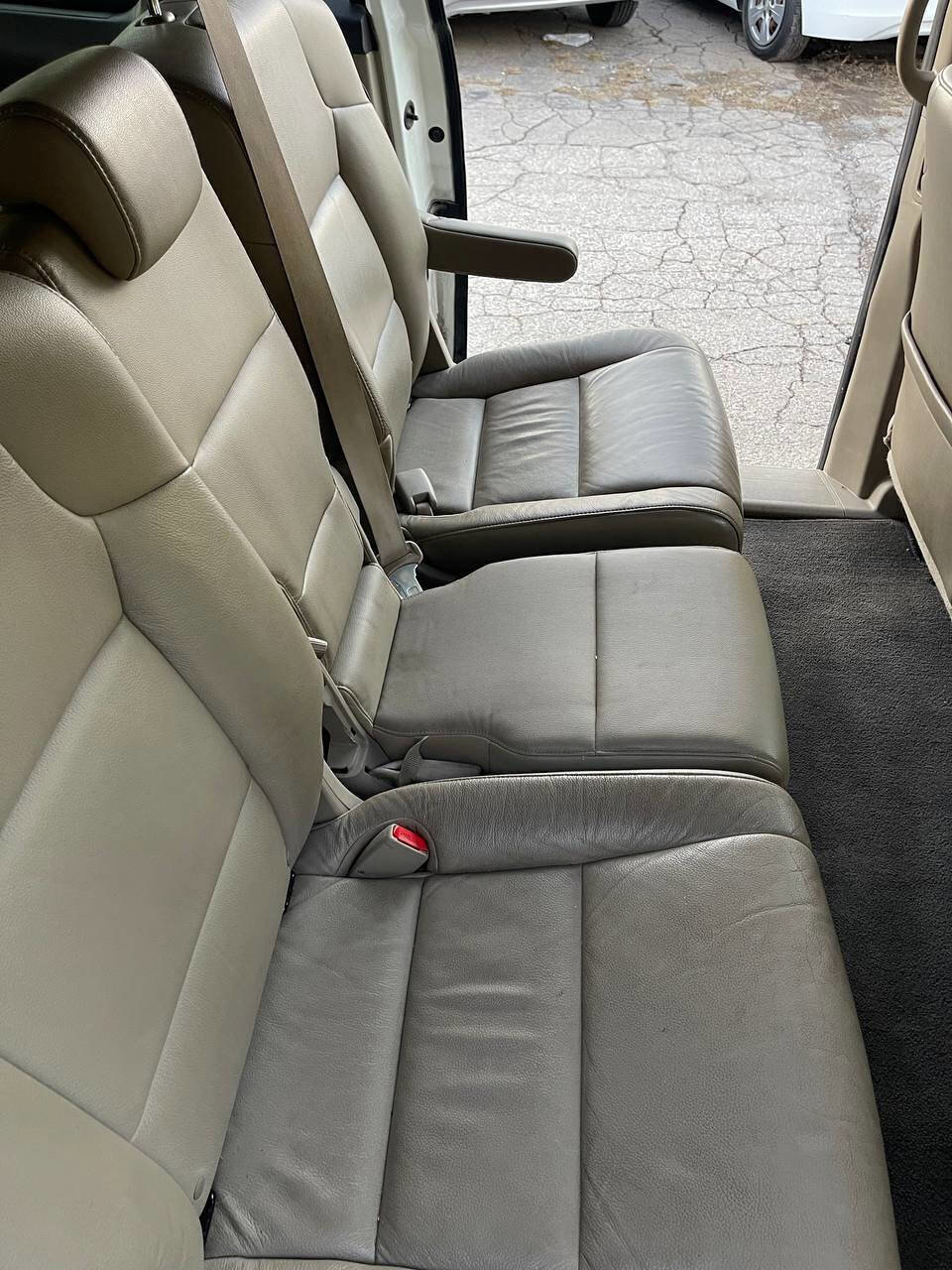 Used 2011 Honda Odyssey EX-L image 16