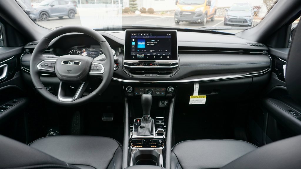 New 2026 Jeep Compass Limited image 10