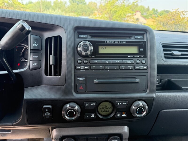 Used 2012 Honda Ridgeline RTS image 24