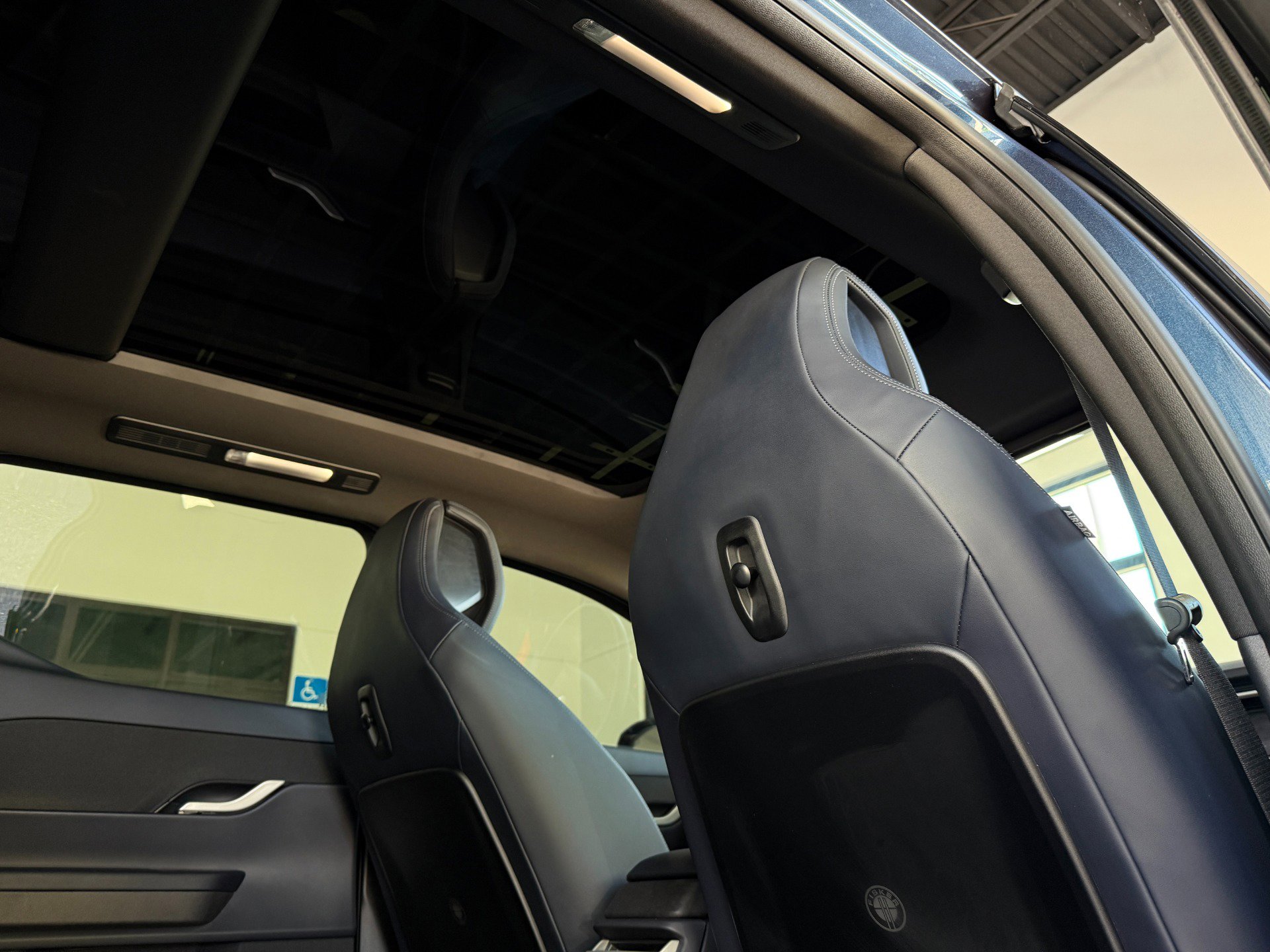 Used 2023 Fisker Ocean Extreme image 35