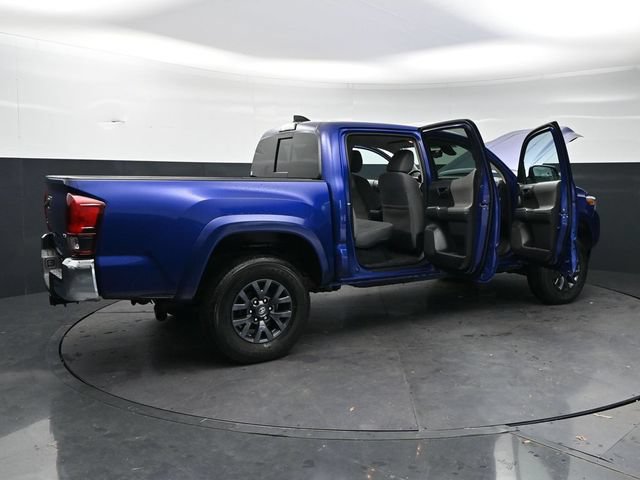 Used 2023 Toyota Tacoma SR5 AWD/4WD image 38