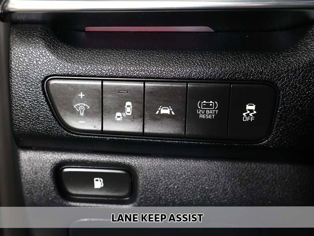 Used 2020 Kia Niro Touring image 5