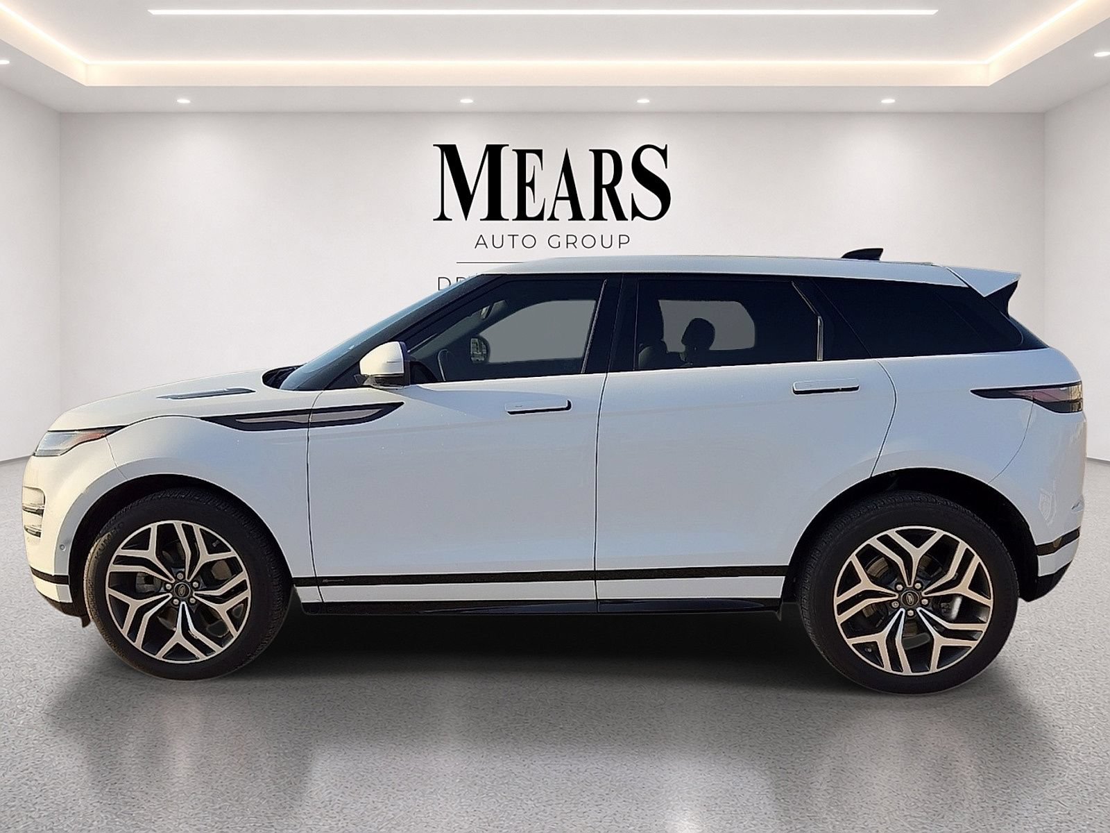 Used 2020 Land Rover Range Rover Evoque R-Dynamic HSE AWD/4WD image 2
