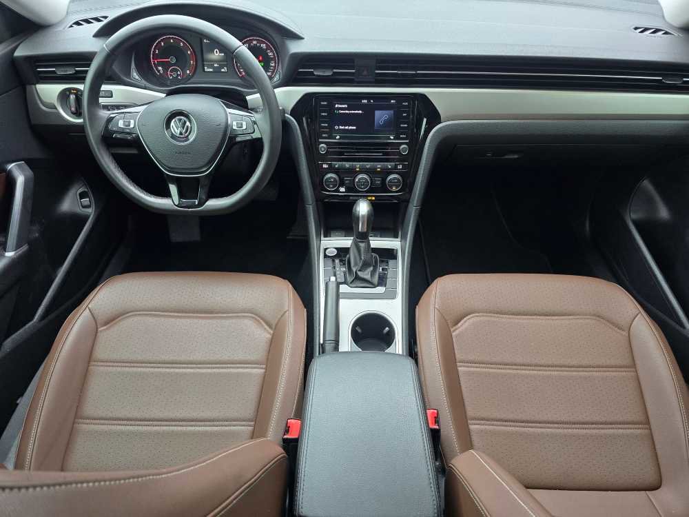 Used 2022 Volkswagen Passat 2.0T SE image 25