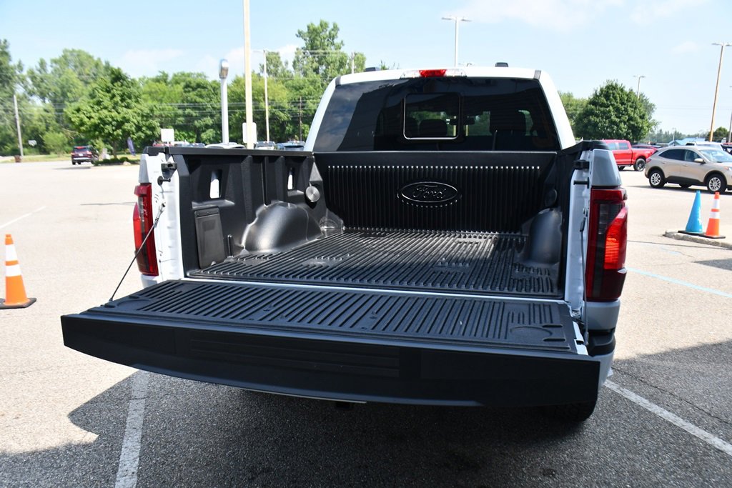New 2025 Ford F150 XLT w/ Equipment Group 302A MID image 17