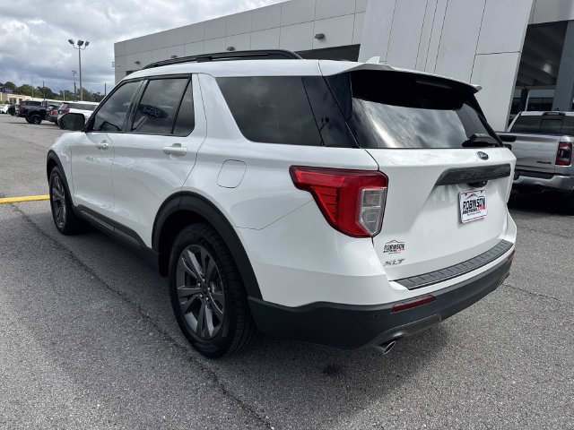 Used 2022 Ford Explorer XLT w/ Equipment Group 202A RWD image 7