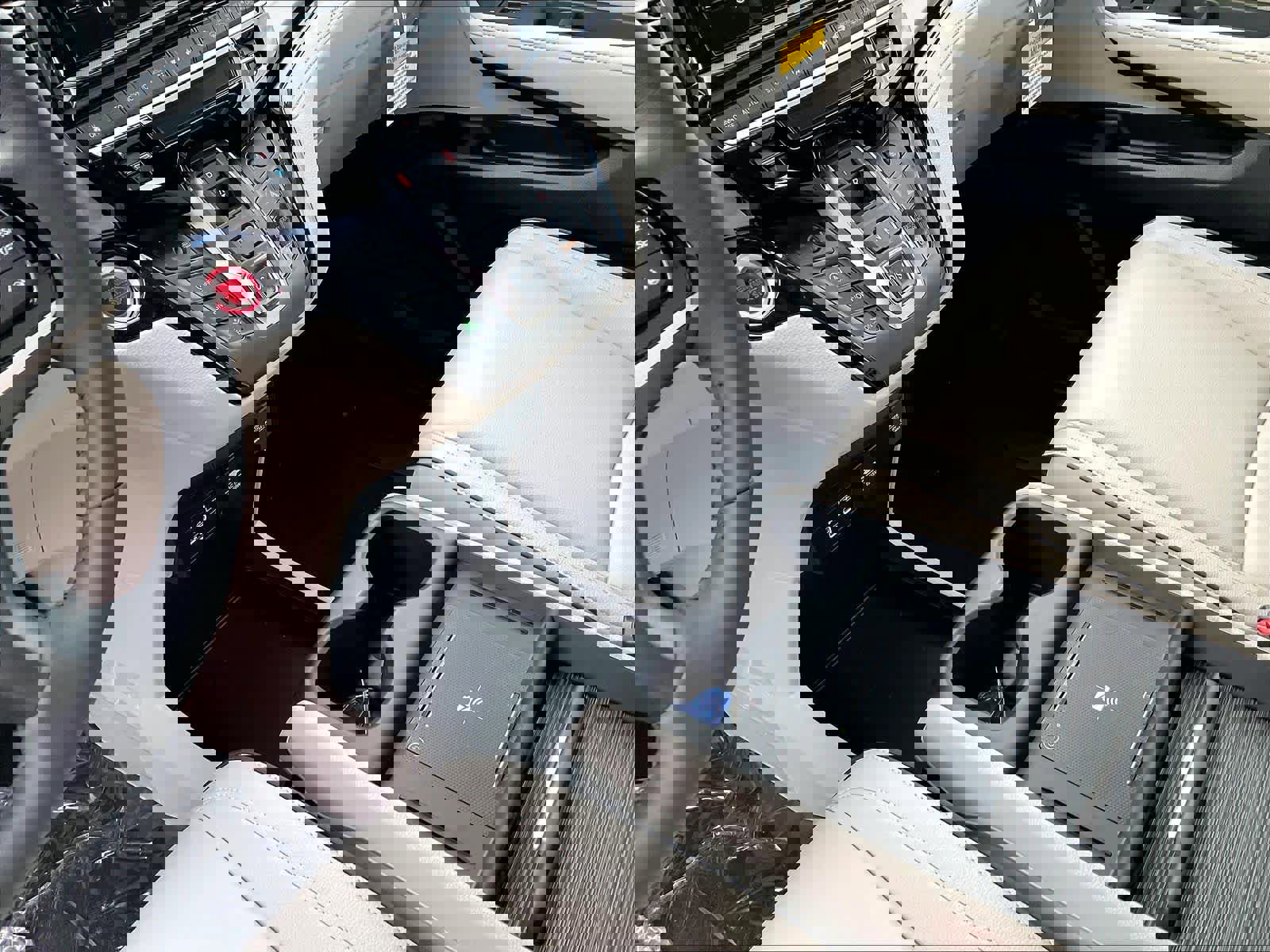 New 2026 Honda Odyssey Touring image 14