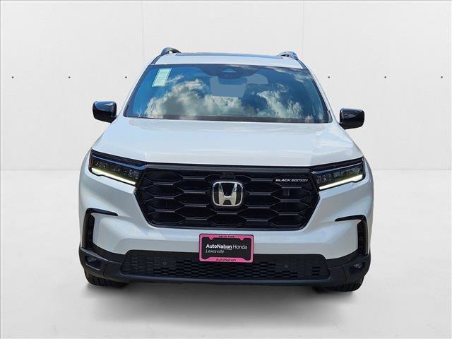 New 2025 Honda Pilot Black Edition image 6