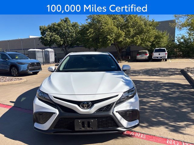 Used 2023 Toyota Camry SE FWD image 2