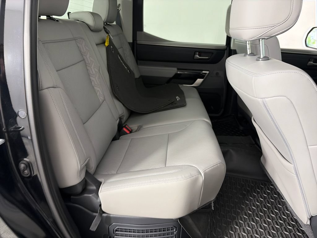 Used 2024 Toyota Tundra Limited AWD/4WD image 29