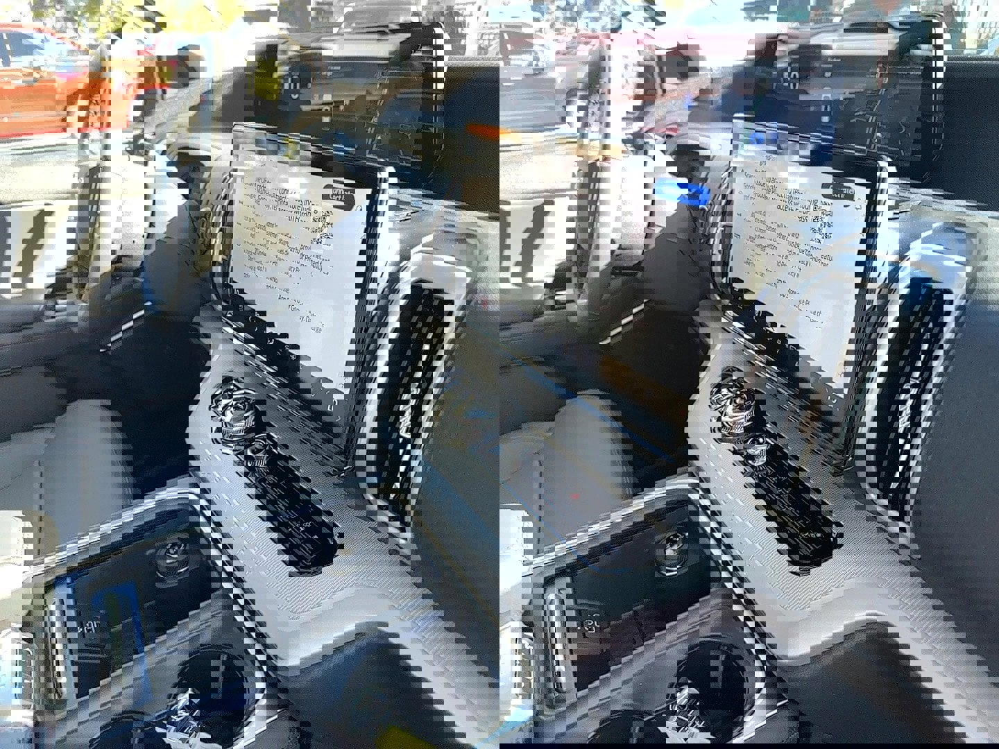 New 2025 Ford Expedition Active image 19