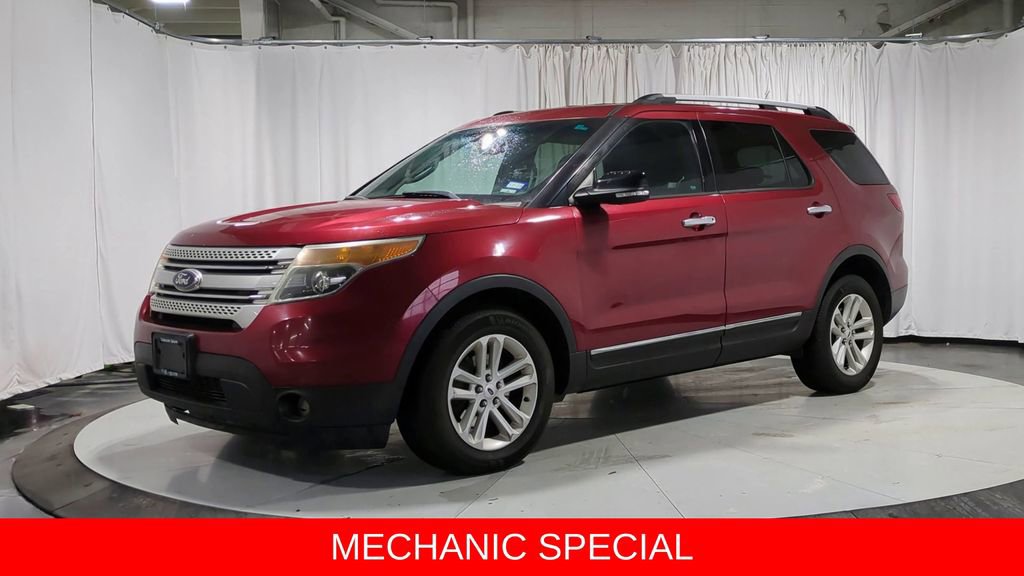 Used 2013 Ford Explorer XLT image 4
