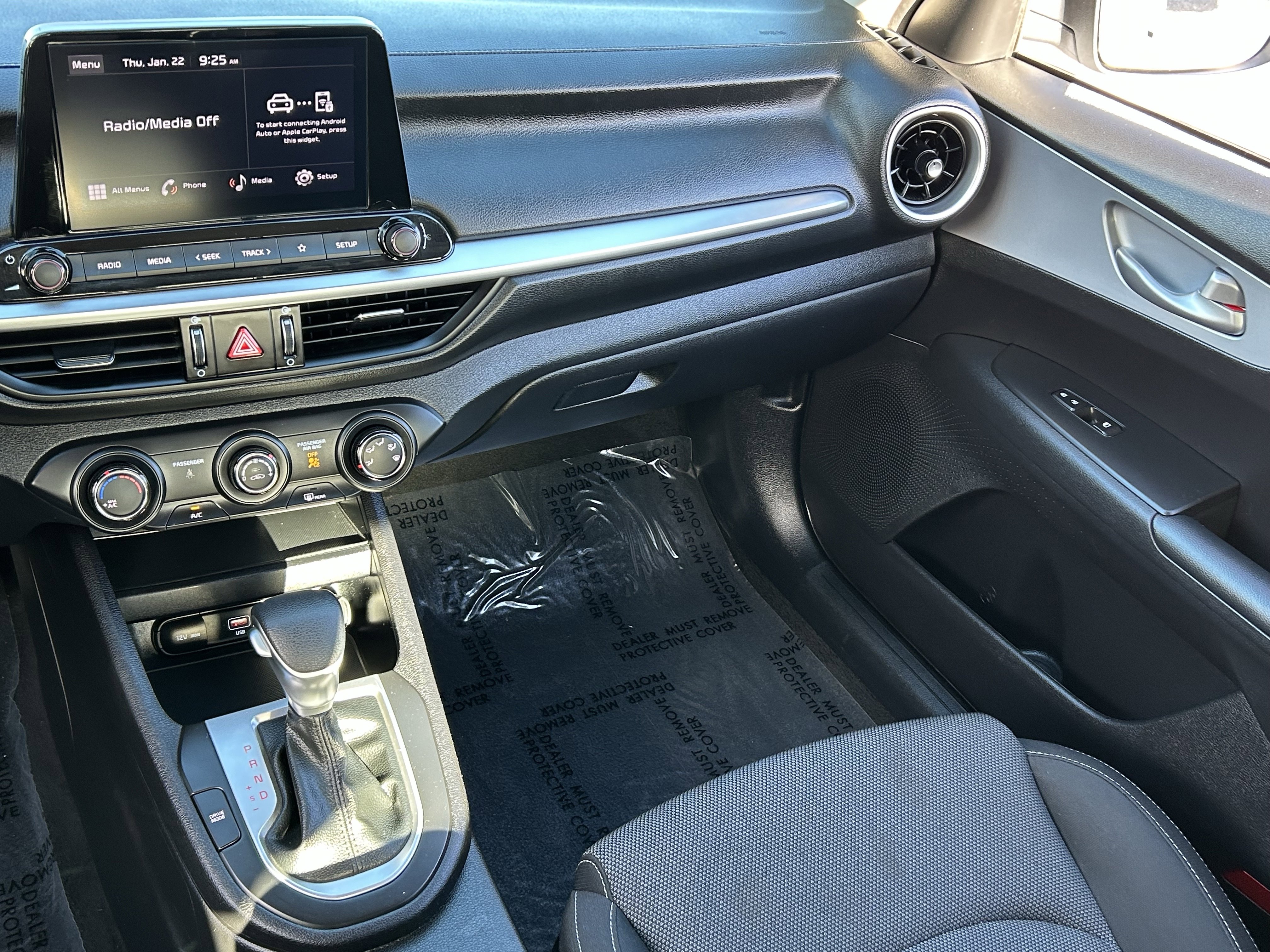 Certified 2024 Kia Forte LXS image 15