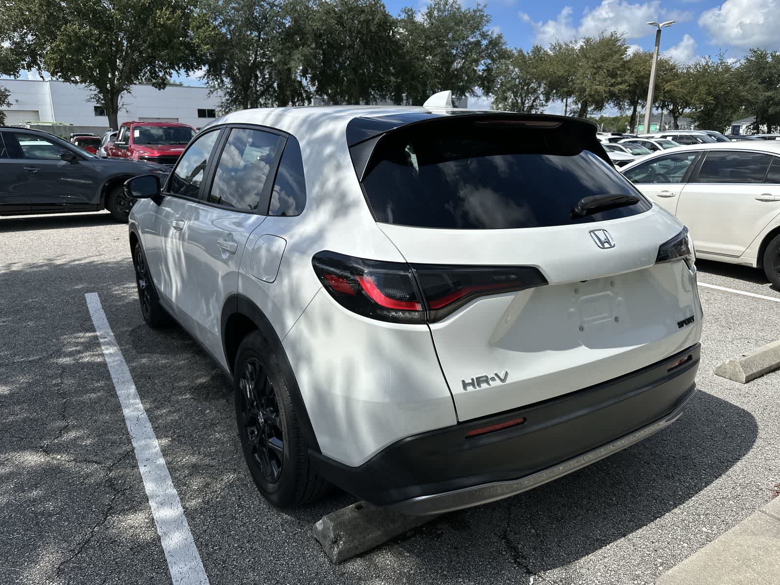 Used 2025 Honda HR-V Sport image 6
