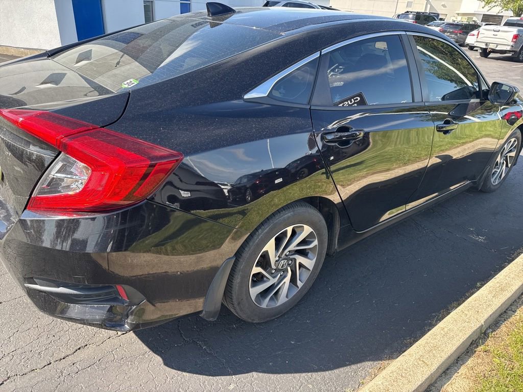 Used 2017 Honda Civic EX image 5