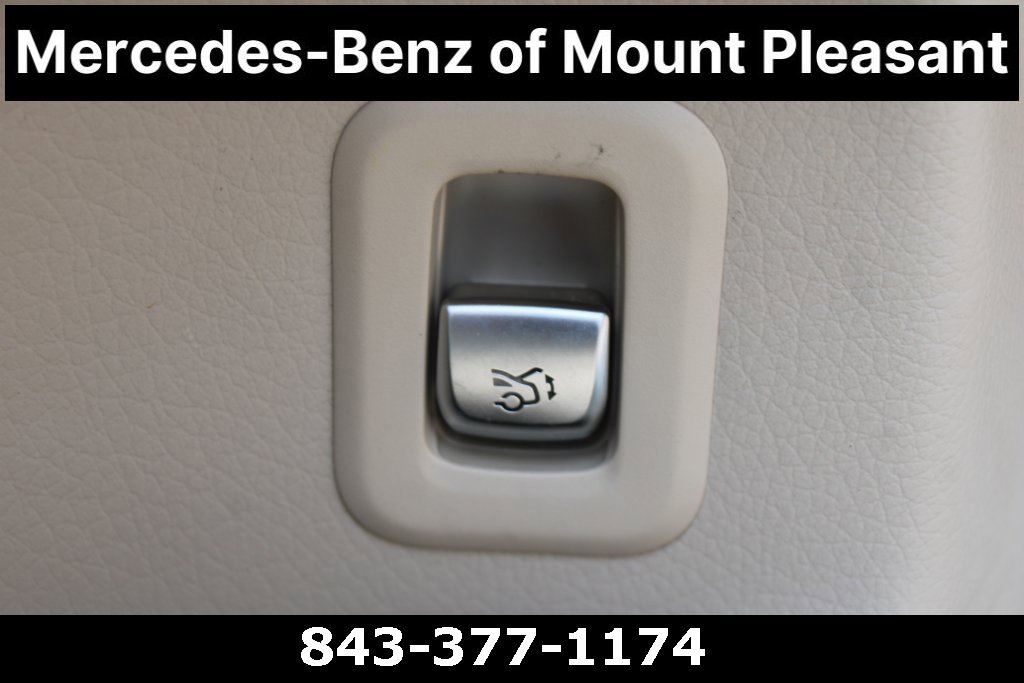 Used 2022 Mercedes-Benz GLC 300 4MATIC w/ Driver Assistance Package image 24