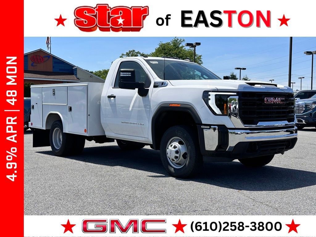 New 2025 GMC Sierra 3500 Pro w/ Convenience Package