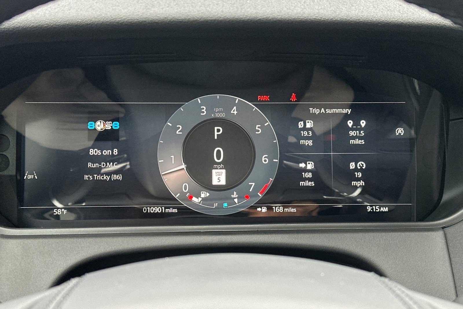 Certified 2025 Land Rover Range Rover Velar S image 19