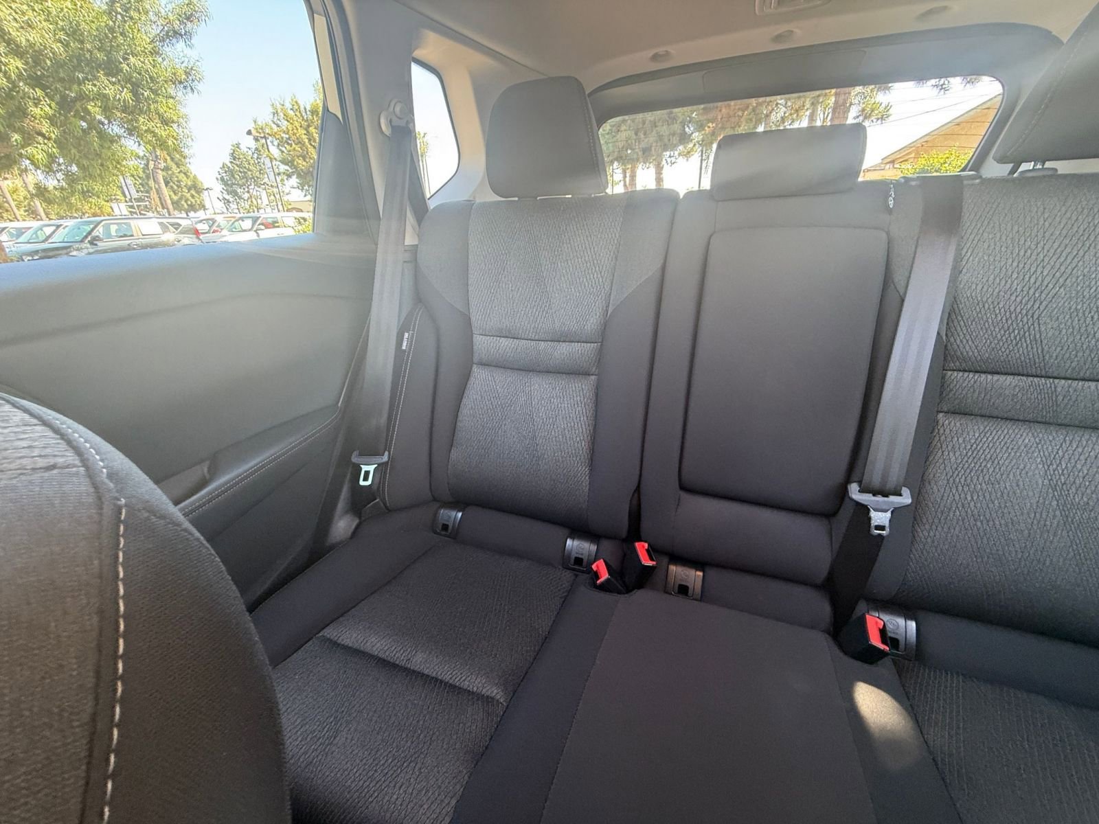 Used 2025 Nissan Rogue SV FWD image 36