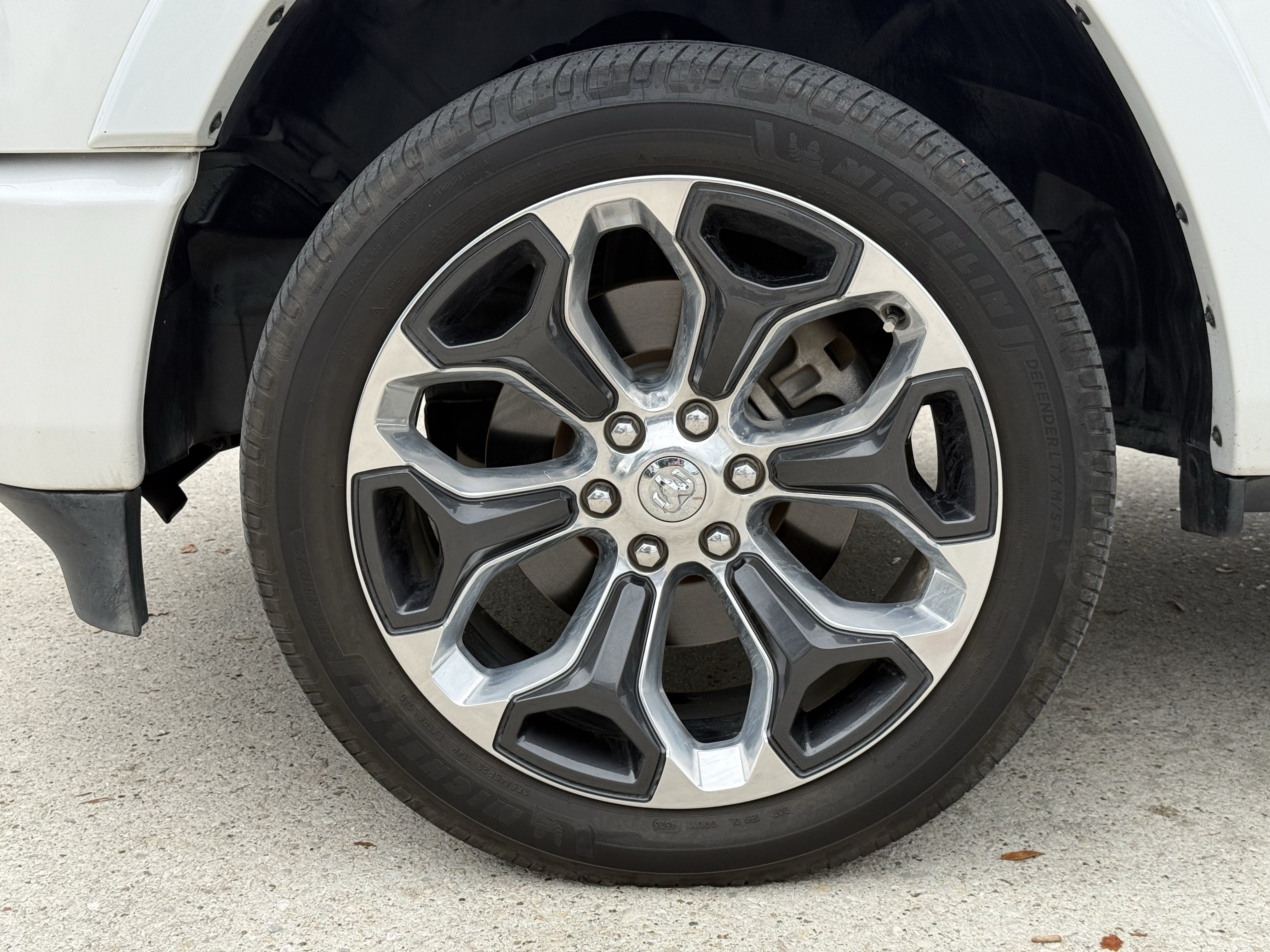 Used 2021 RAM 1500 Limited RWD image 12