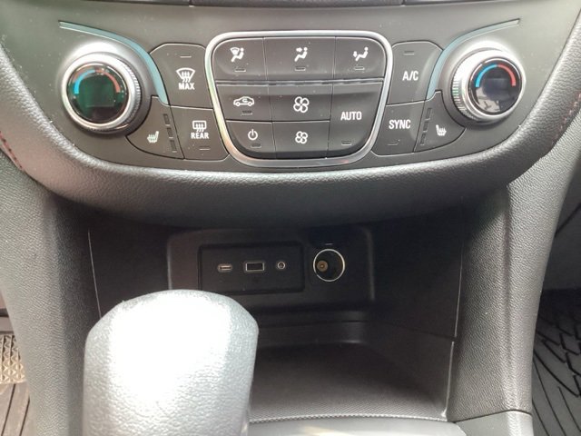 Used 2024 Chevrolet Equinox RS image 23