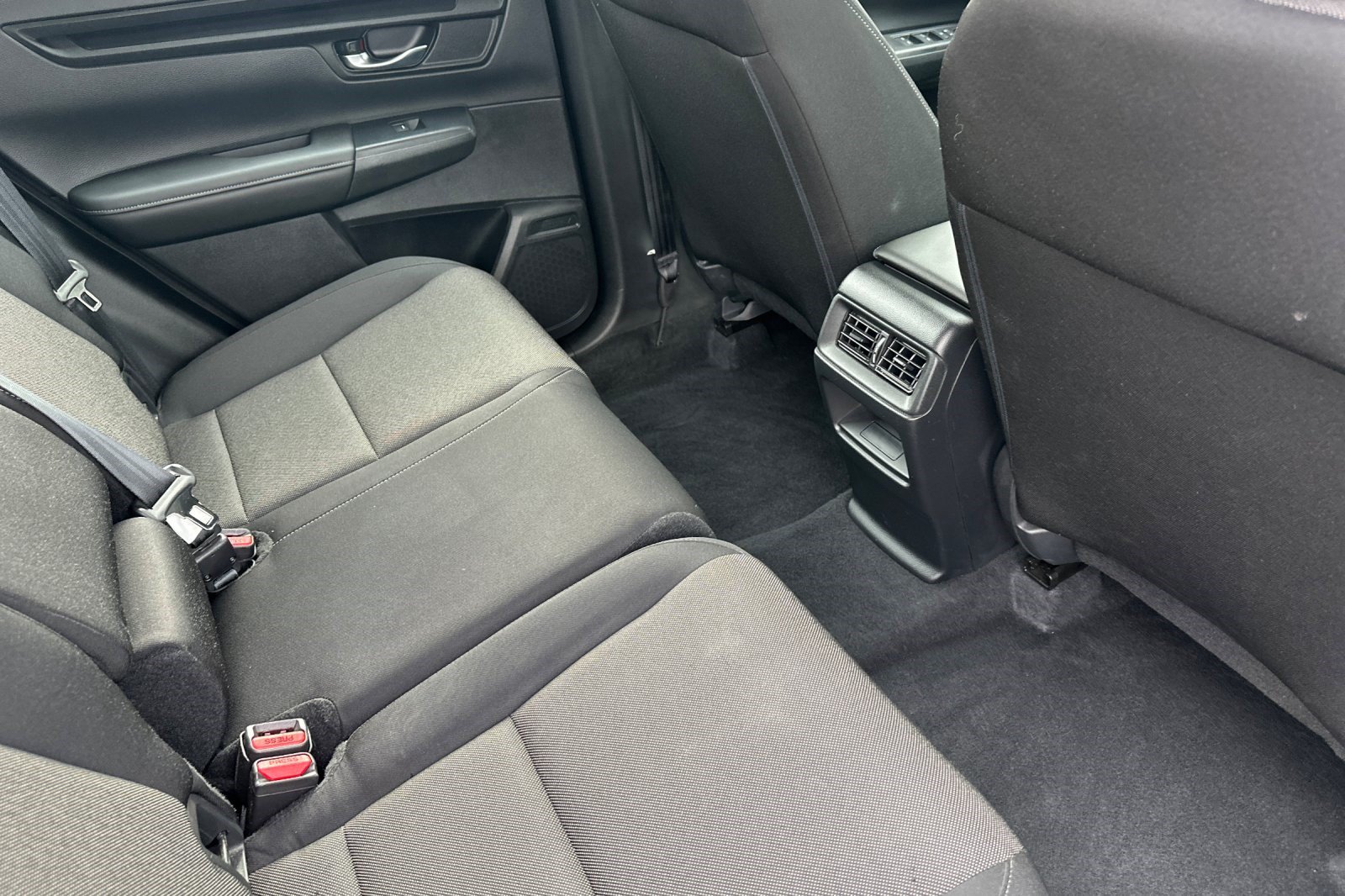 Used 2024 Honda CR-V LX image 32