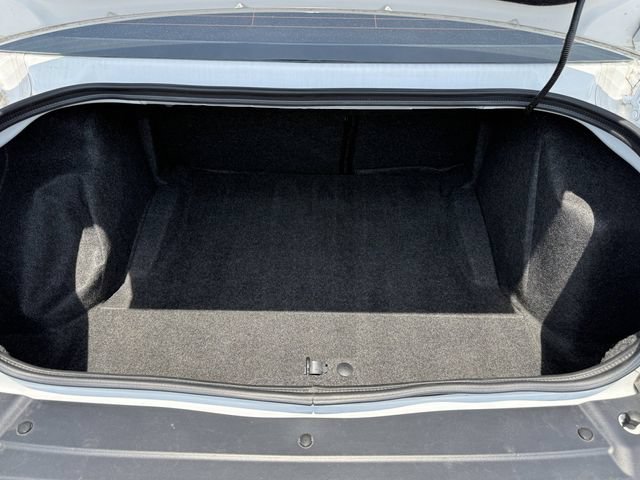 Certified 2019 Dodge Challenger R/T w/ Blacktop Package RWD image 29