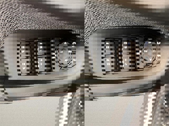 Used 2025 Chevrolet TrailBlazer LT image 13