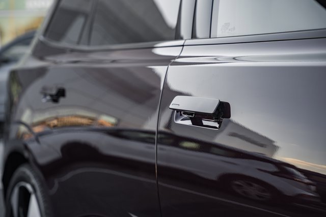 New 2025 Volvo EX90 Ultra w/ Protection Package Premier image 13