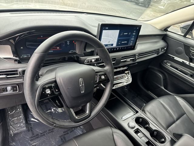 Used 2023 Lincoln Corsair AWD w/ Equipment Group 101A image 16