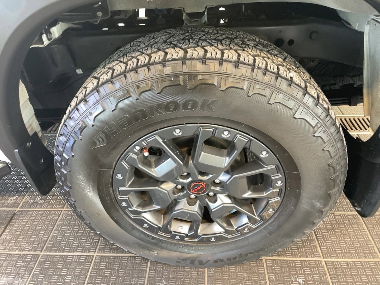 Certified 2023 Nissan Frontier PRO-4X w/ Pro-4X Premium Package AWD/4WD image 5