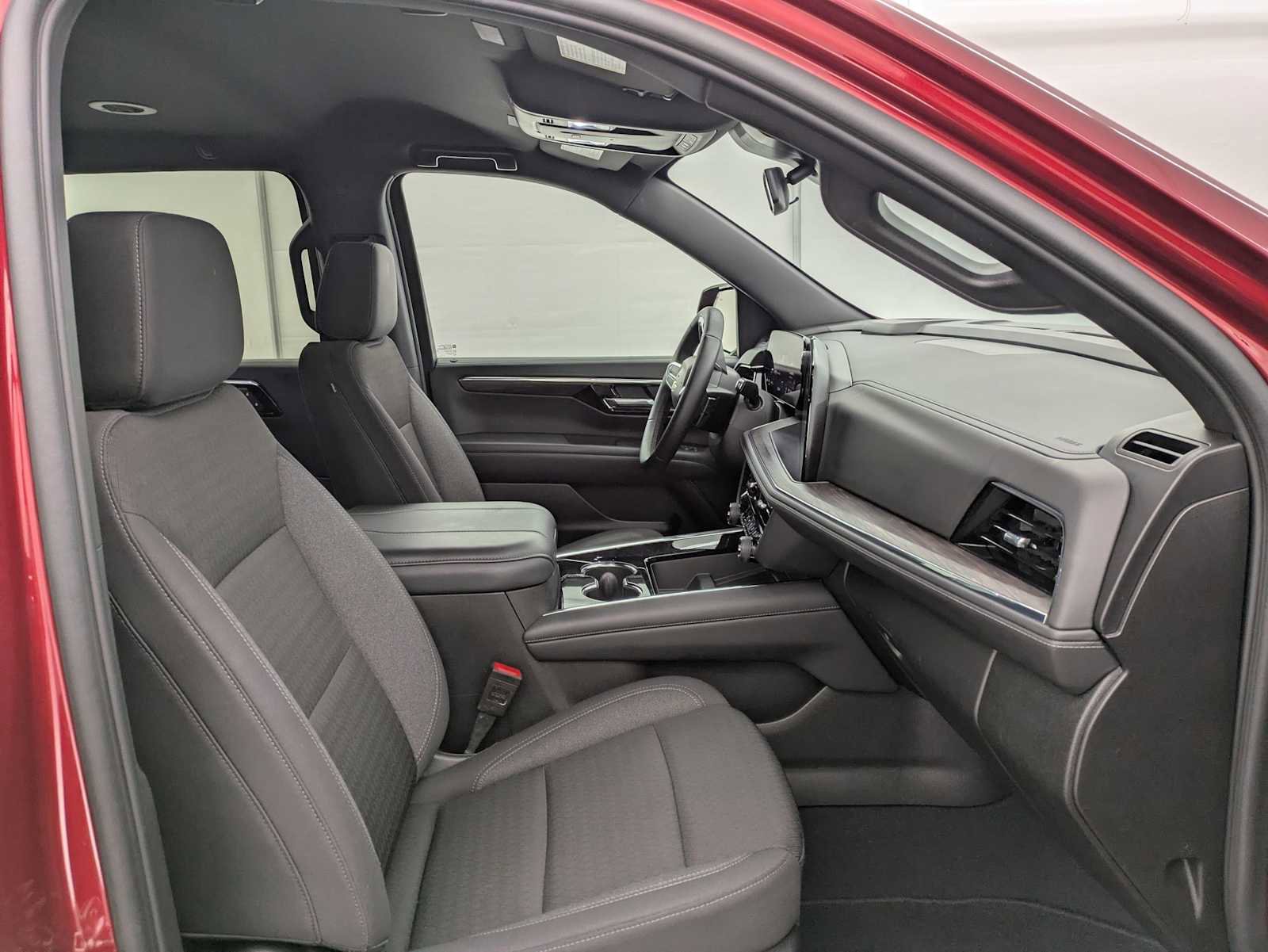 Used 2025 Chevrolet Suburban LS w/ Max Trailering Package image 21