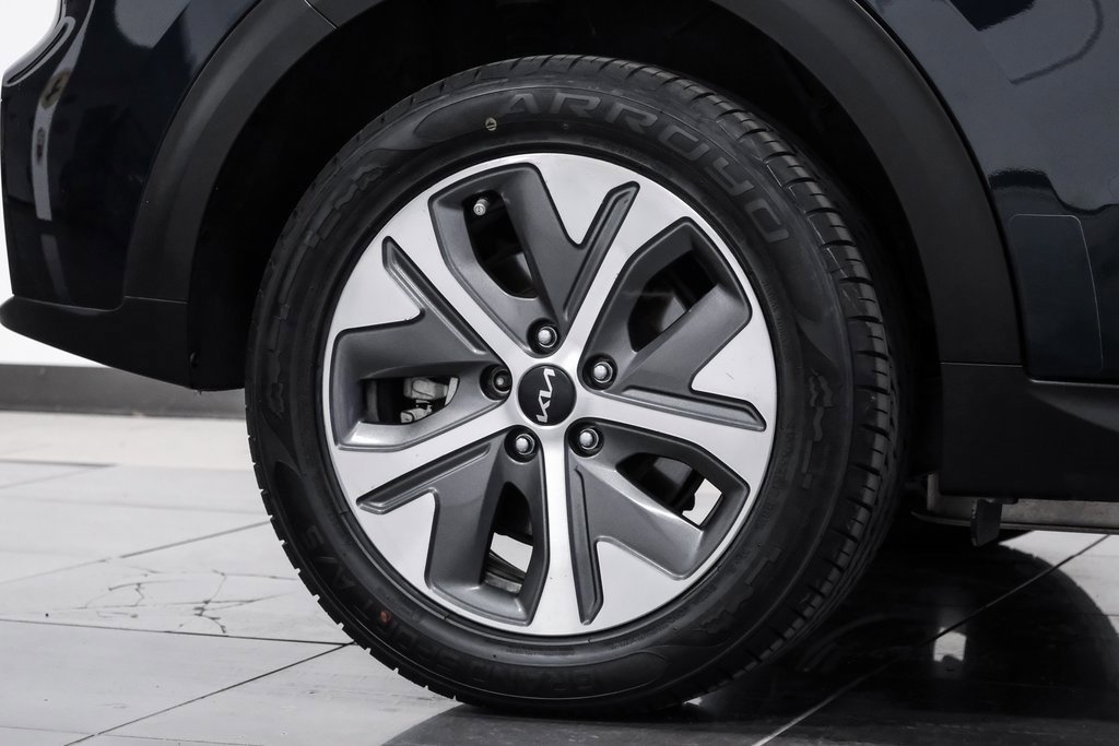 Used 2022 Kia Niro EX image 65