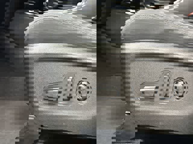 Used 2017 Kia Sorento LX w/ LX Convenience Package FWD image 26